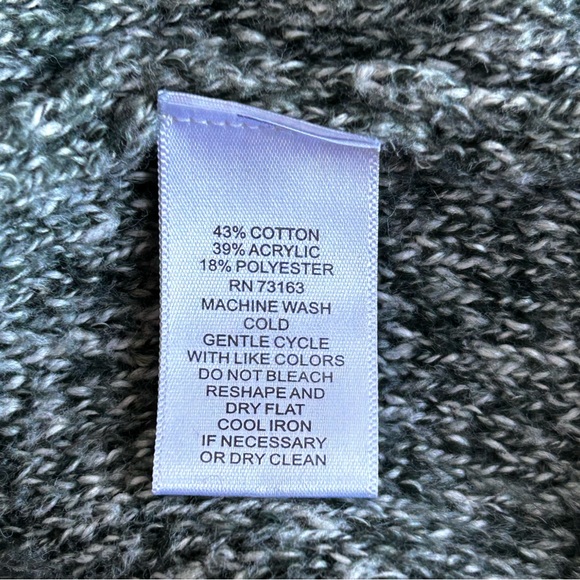 Cable & Gauge Green Heather Mock Turtleneck Sweater - Picture 10 of 14